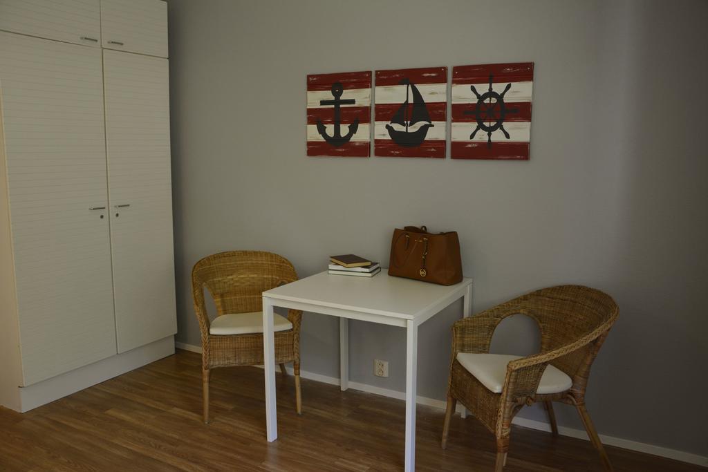 Folkiacenter Gaesthem - Vieraskoti - Guesthouse 汉科 客房 照片